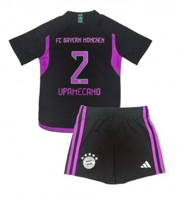 Bayern Munich Dayot Upamecano #2 Venkovní dres komplet pro Děti 2023-24 Krátkým Rukávem (+ Krátké kalhoty)