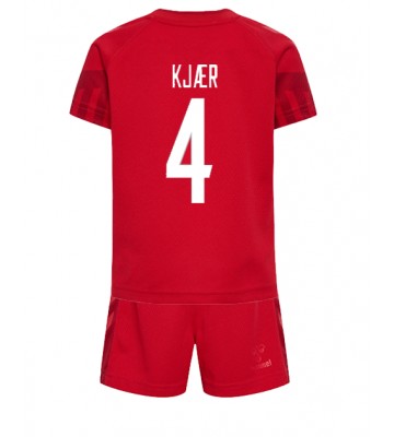 Dánsko Simon Kjaer #4 Domácí dres komplet pro Děti MS 2022 Krátkým Rukávem (+ Krátké kalhoty)
