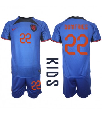 Holandsko Denzel Dumfries #22 Venkovní dres komplet pro Děti MS 2022 Krátkým Rukávem (+ Krátké kalhoty)